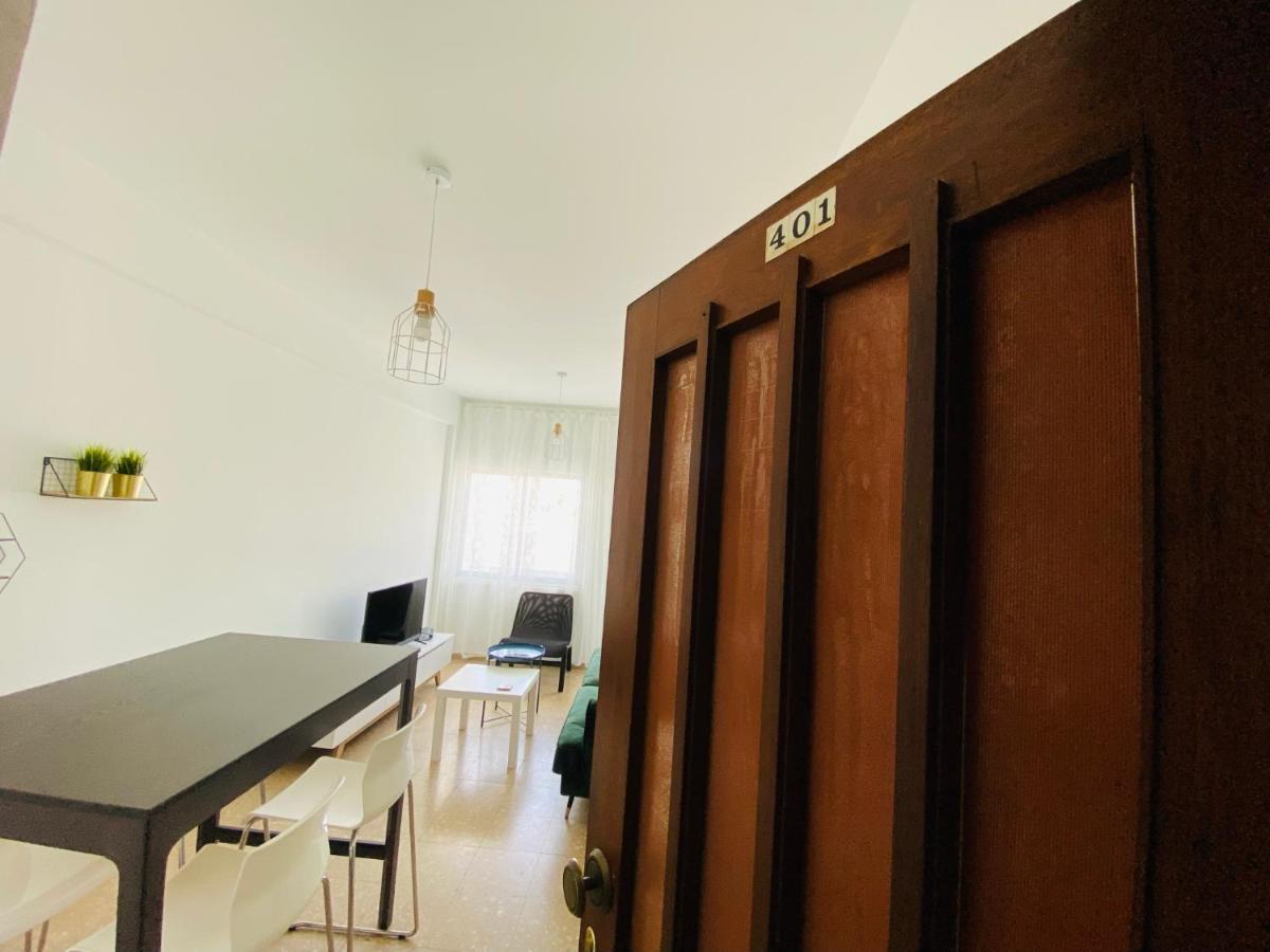 Simple One Bedroom Flat In Engomi Eksteriør billede